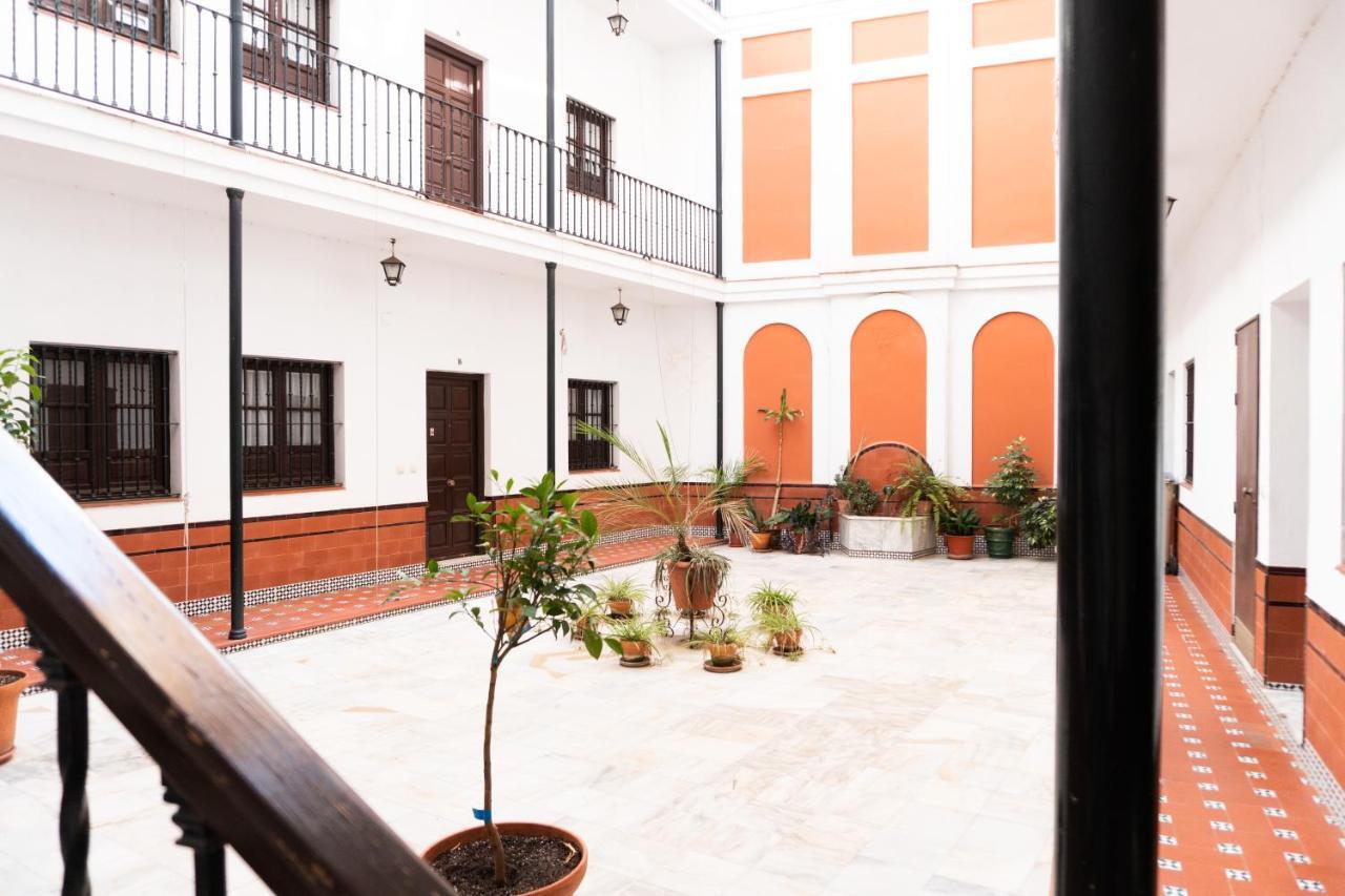 Muy Céntrico Apto. En Típico Patio Sevillano Appartement Séville